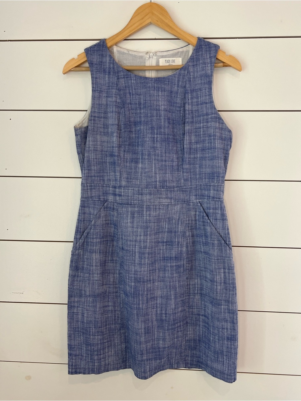 Peach Love California Blue Sleeveless Shift Dress/ Classic/ Preppy